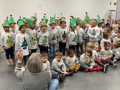 Spectacle de Noël   Maternelle (12)