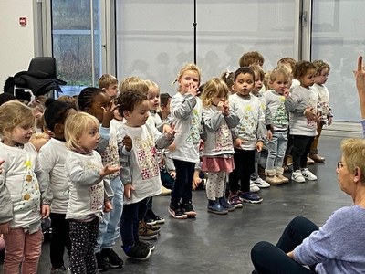 Spectacle de Noël   Maternelle (8)